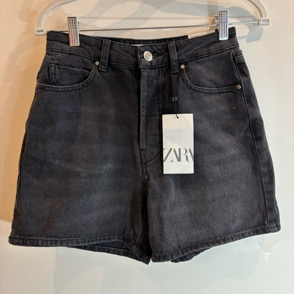 Zara Sz 4 Button Fly Denim Longer Inseam High Rise Mom Jeans Shorts New With Tag